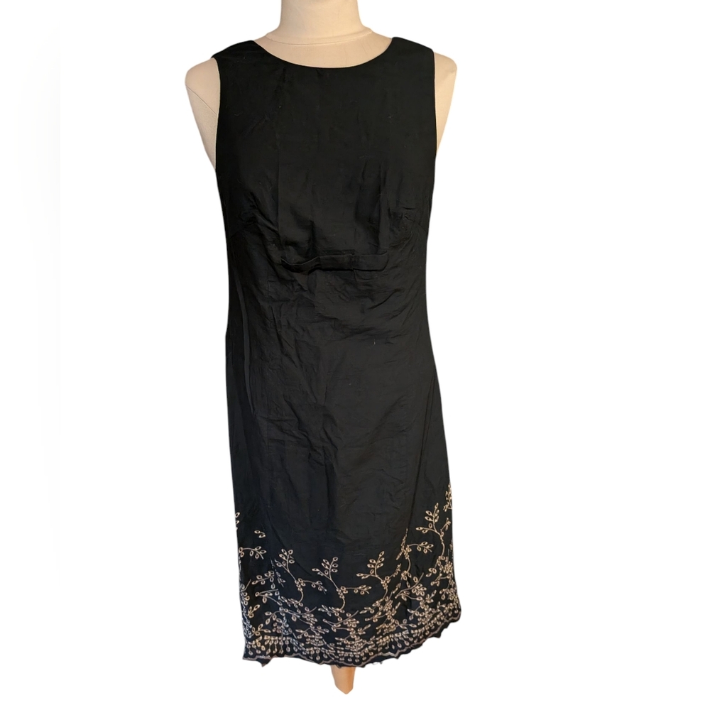 Chris.tan NWT Elegant Cotton Black Sleeveless Dress with Embroidery